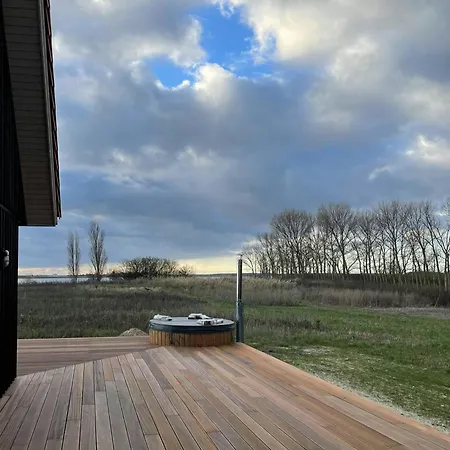 House With Great Sea View On Lilleo 펜션 *